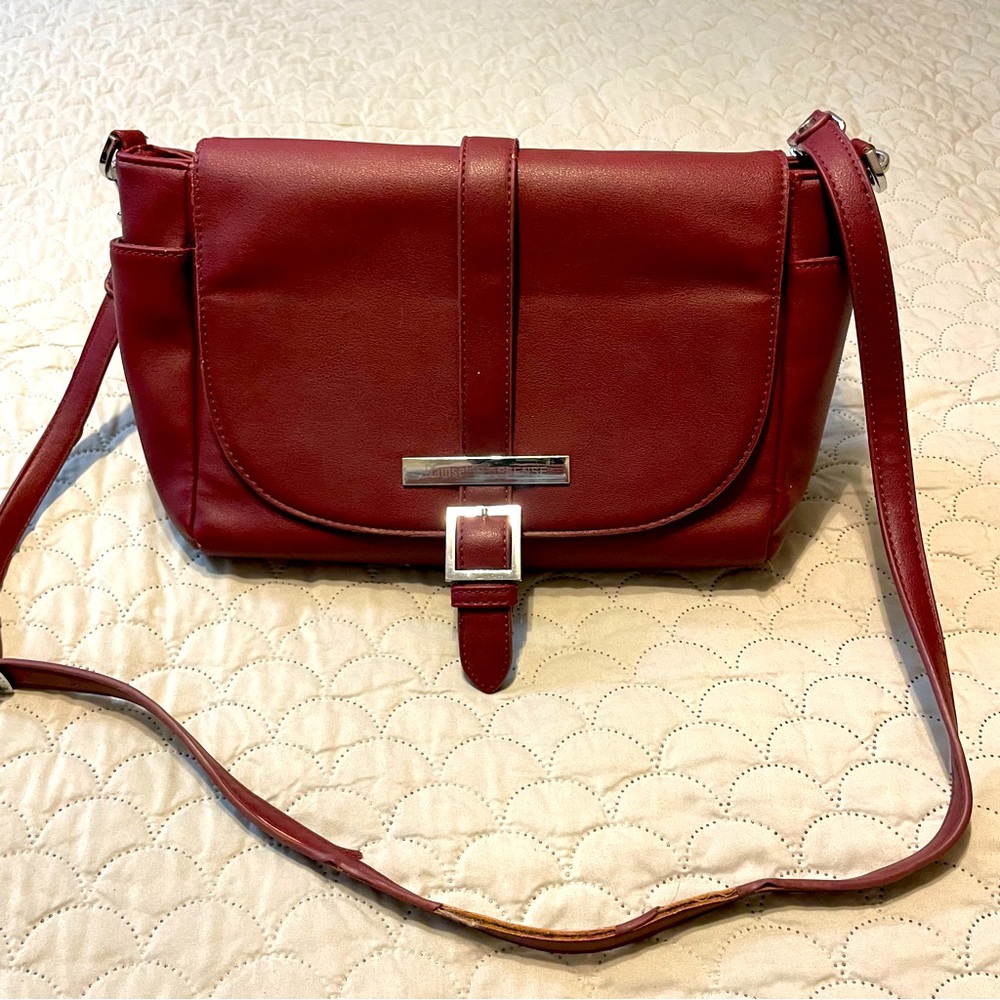 Damsel in Defense Burgundy/Maroon Conceal Carry Purse with Holster